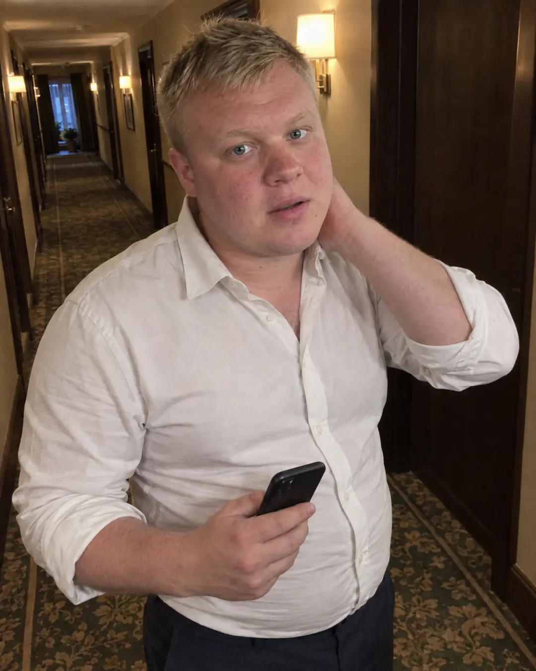 Артём, 27